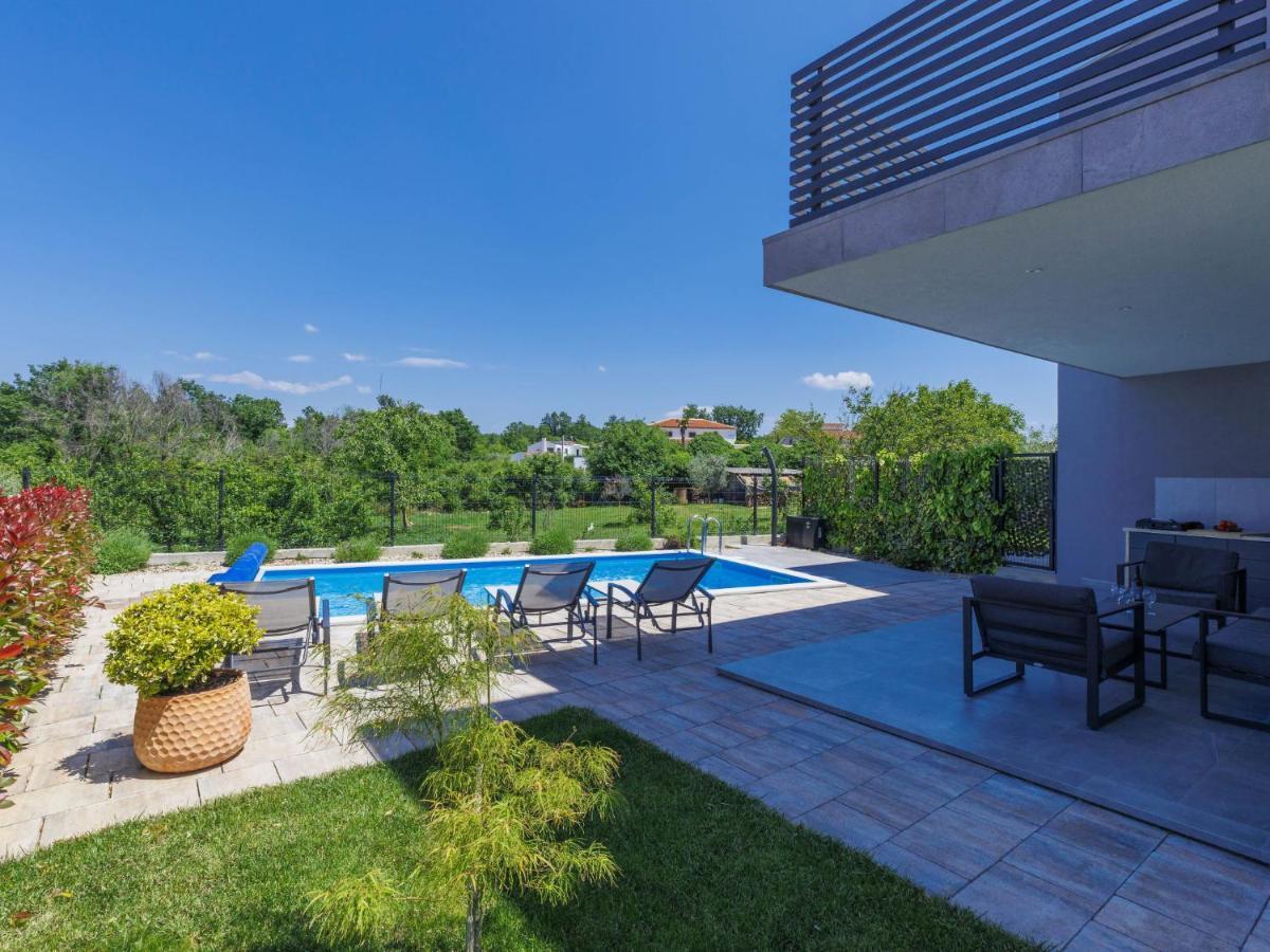 Holiday Home Villa Isabela - Prc423 By Interhome Nova Vas  Buitenkant foto