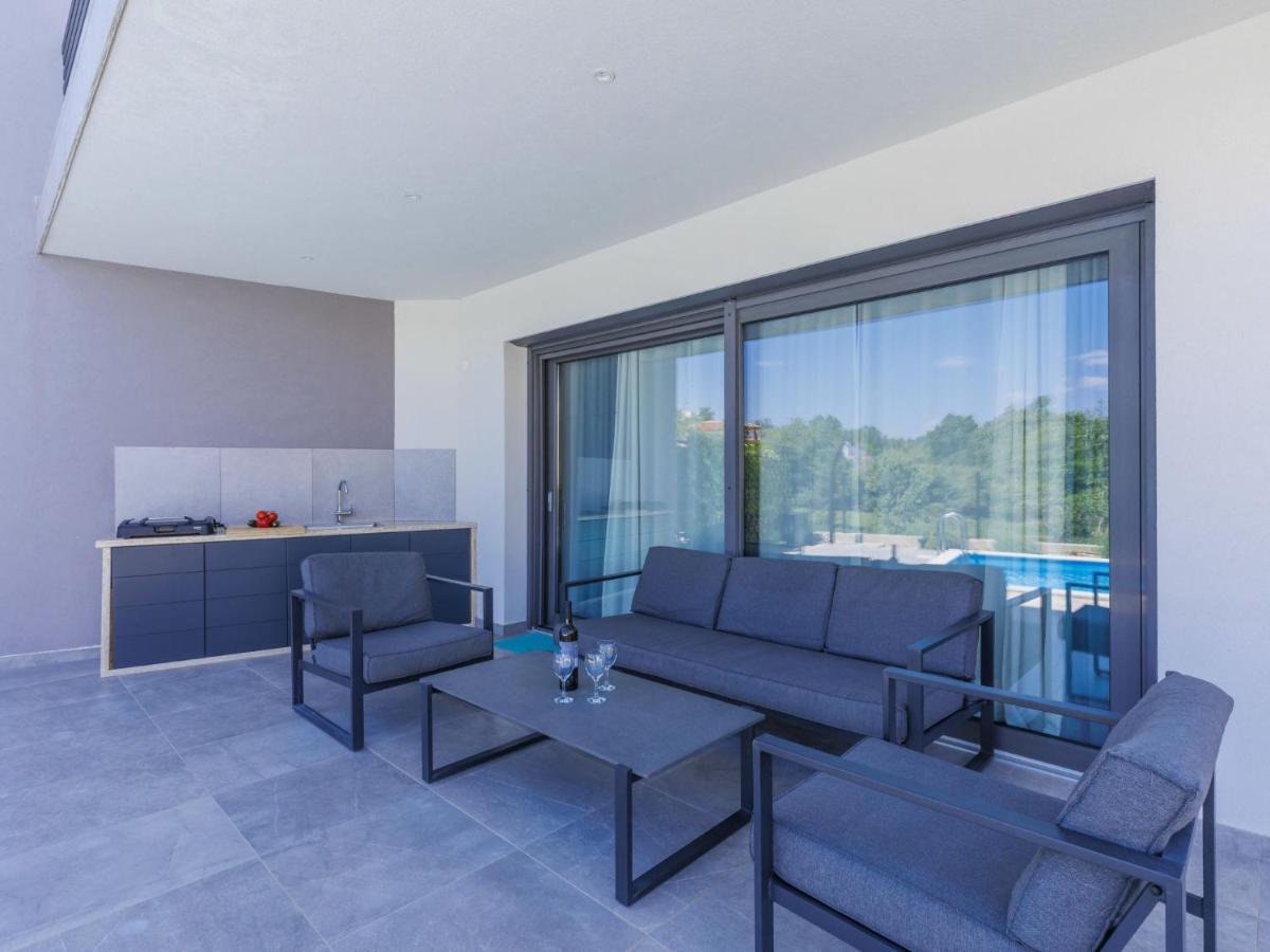 Holiday Home Villa Isabela - Prc423 By Interhome Nova Vas  Buitenkant foto