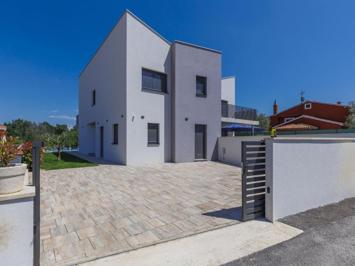 Holiday Home Villa Isabela - Prc423 By Interhome Nova Vas  Buitenkant foto